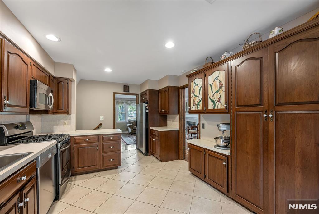 485 Eisenhower Court