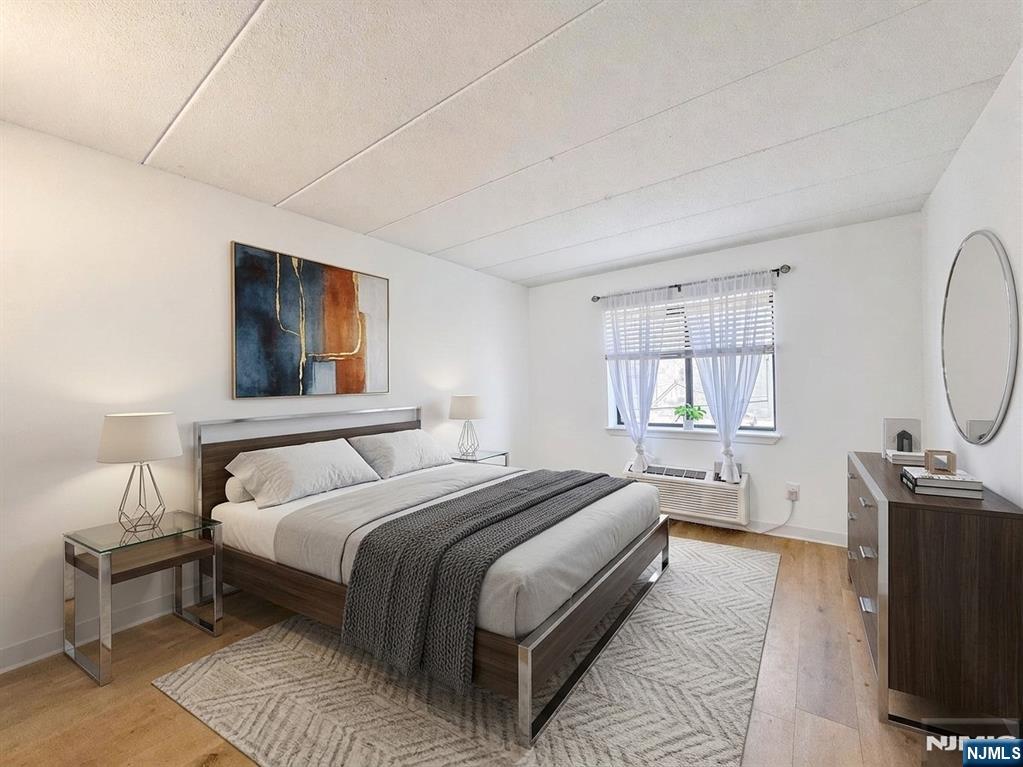 5 Linden Street 2H