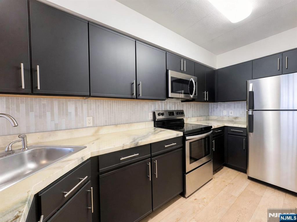 5 Linden Street 2H