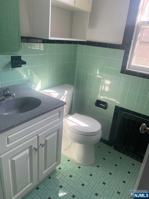 1013 Kent Place 2nd floor