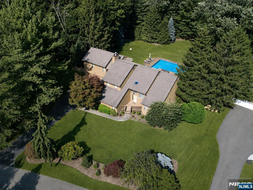 88 Van Blarcom Lane