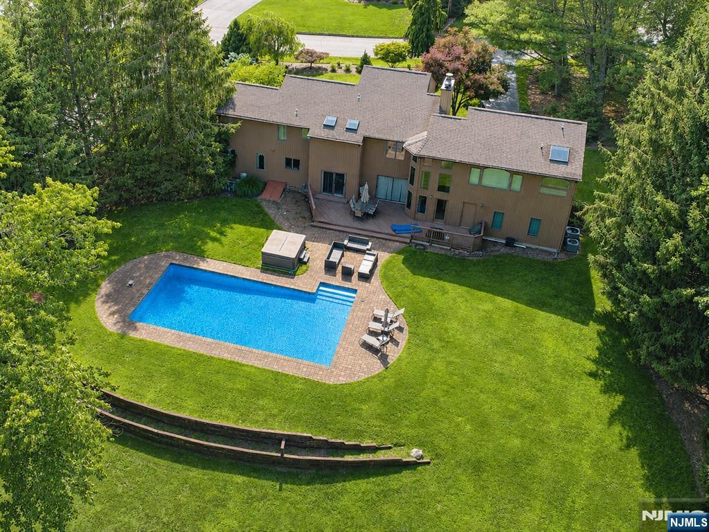 88 Van Blarcom Lane