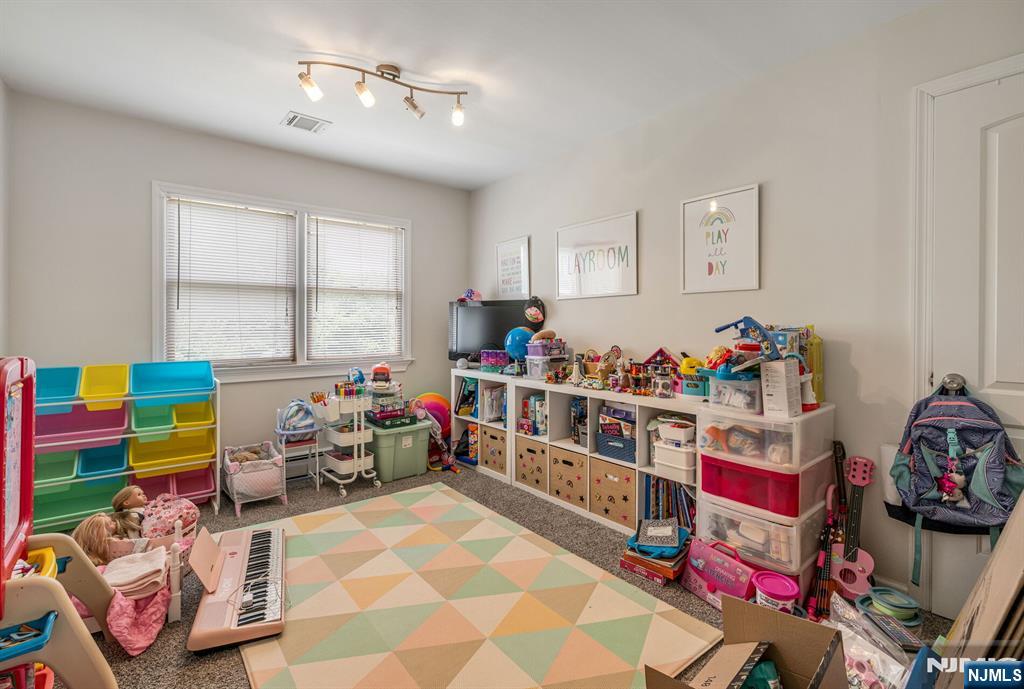 69 Prospect Street 2