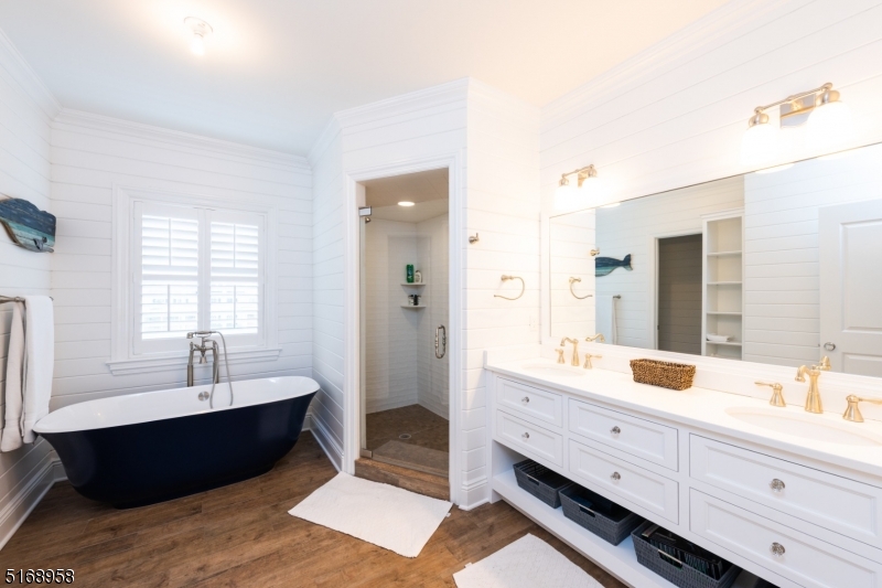 309 Sleepy Hollow Ln