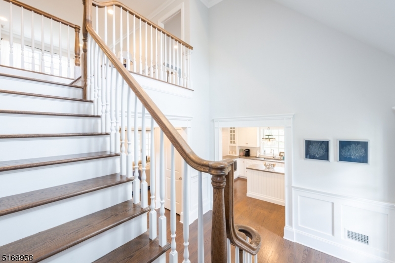 309 Sleepy Hollow Ln