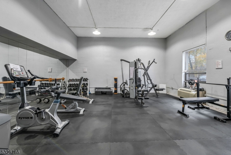 170-202 Lafayette Ave 10I