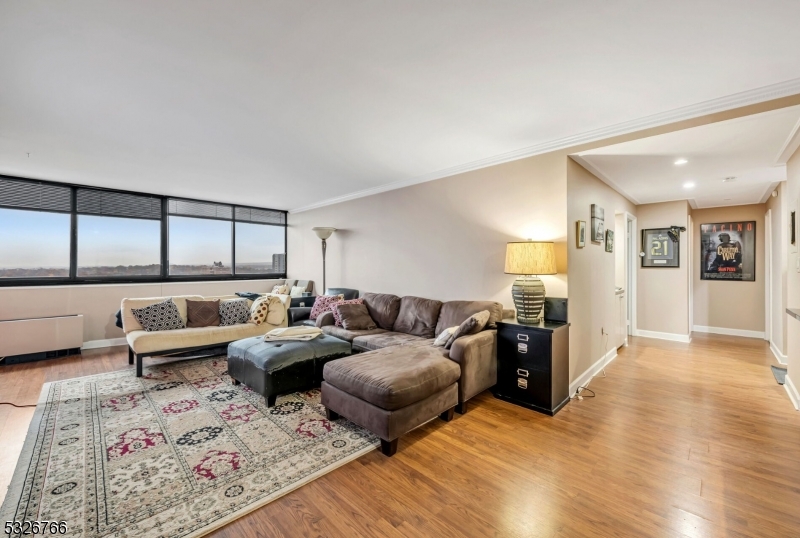 170-202 Lafayette Ave 10I