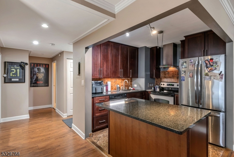 170-202 Lafayette Ave 10I