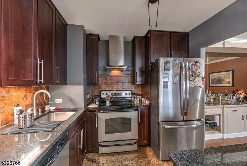 170-202 Lafayette Ave 10I