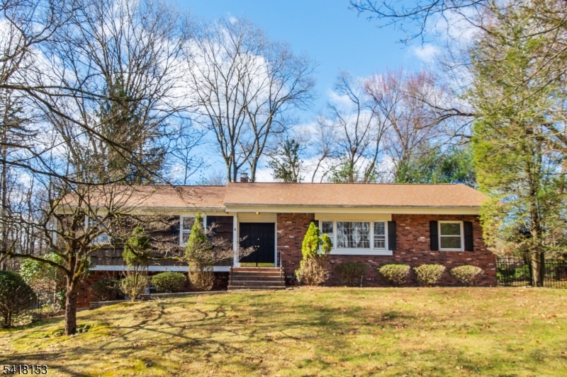 232 Hidden Glen Ct