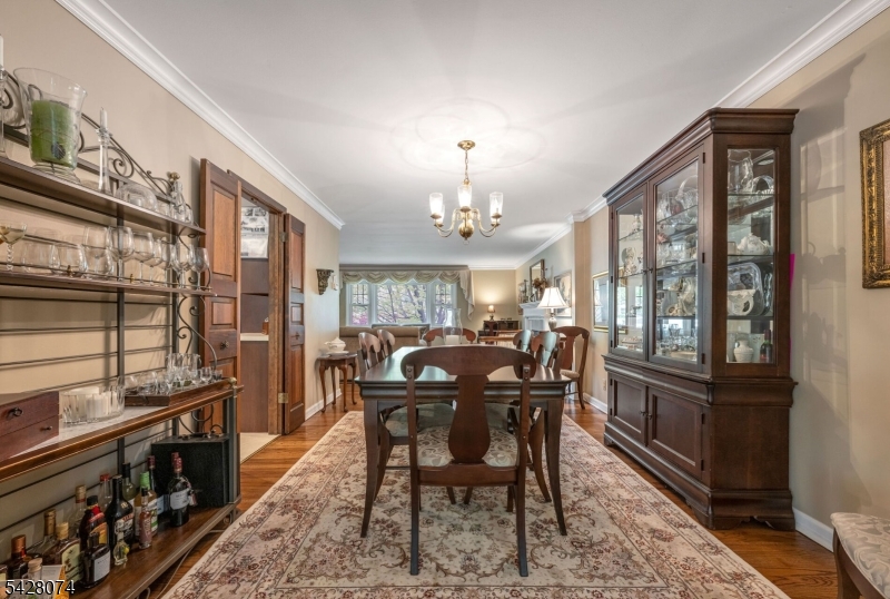 485 Eisenhower Ct