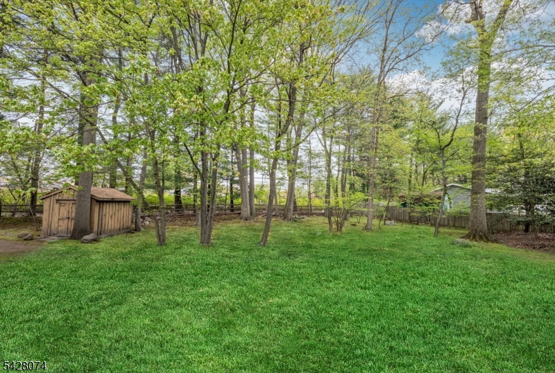 485 Eisenhower Ct