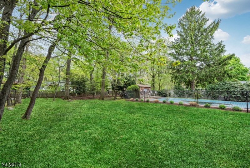 485 Eisenhower Ct