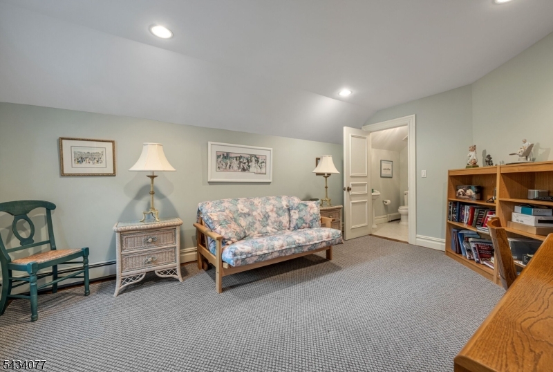 68 Brams Hill Dr