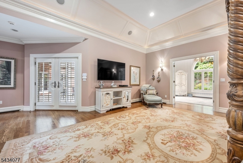68 Brams Hill Dr