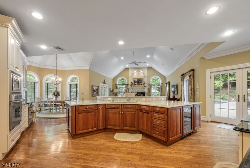 68 Brams Hill Dr