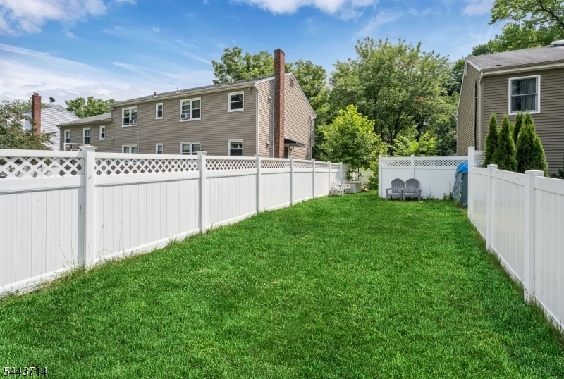 69 Prospect St