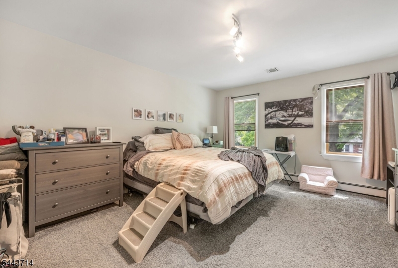 69 Prospect St