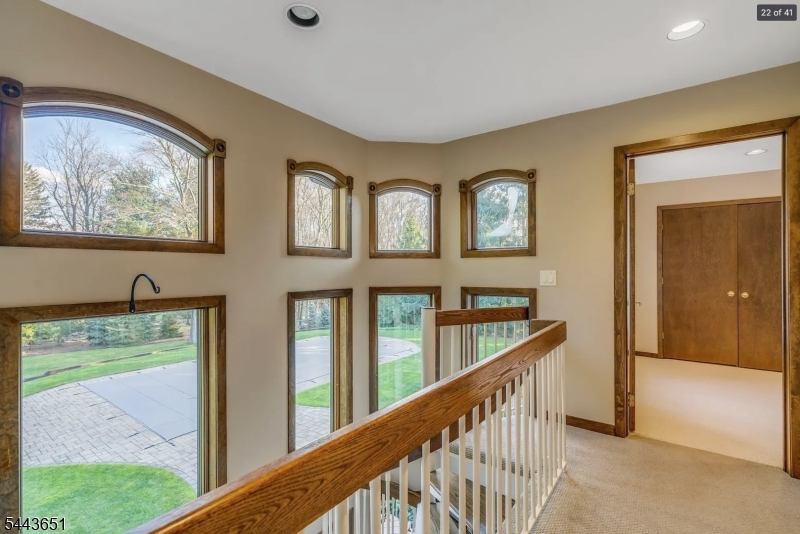 88 Van Blarcom Ln