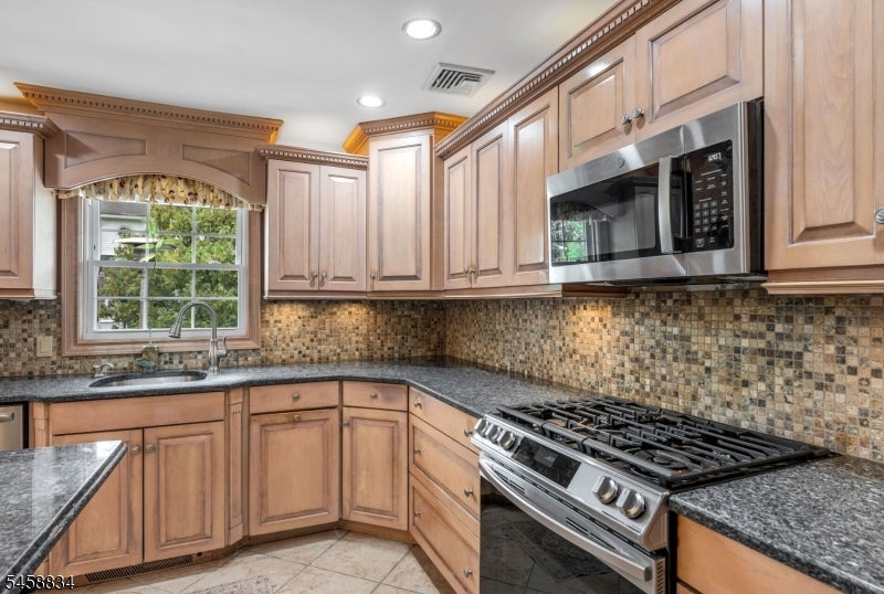 14 Aspen Ct