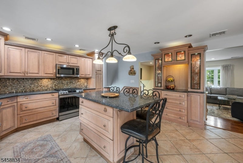 14 Aspen Ct