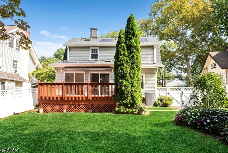 126 Sylvan Ave