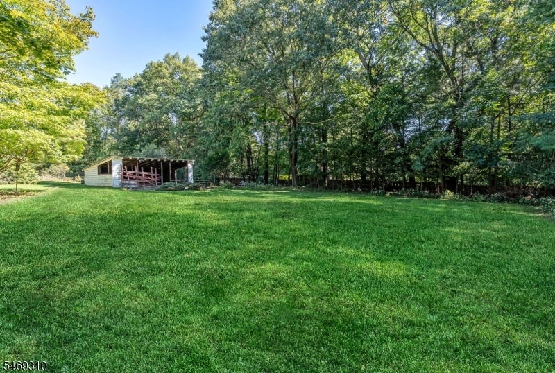 32 Mulder Ln