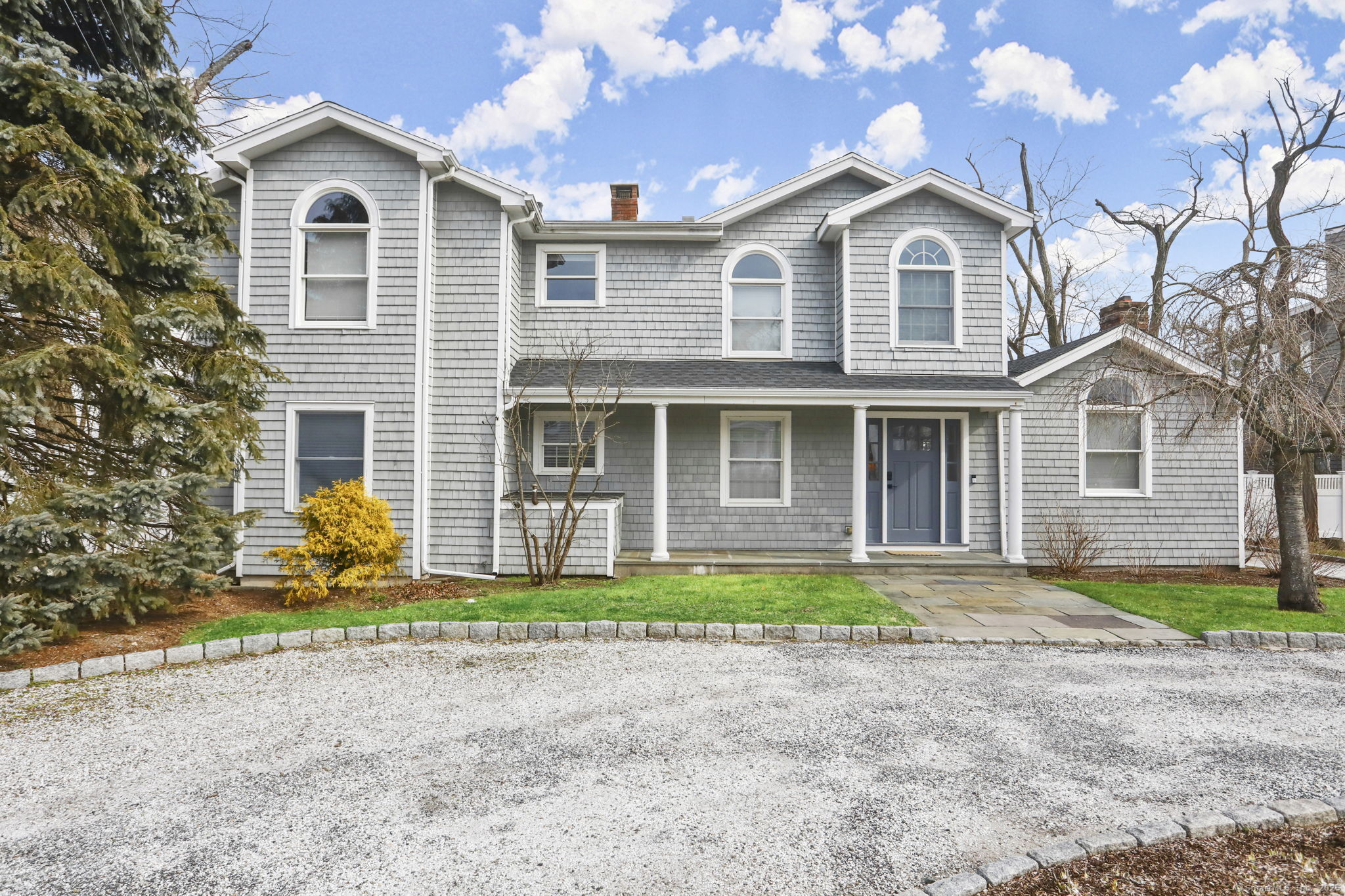 85 Roton Avenue