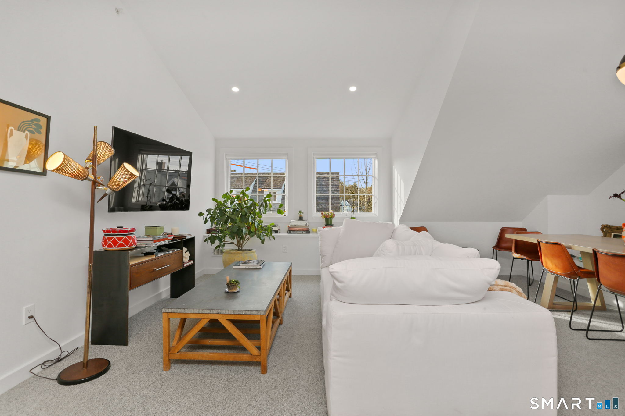 140 Rowayton Avenue E