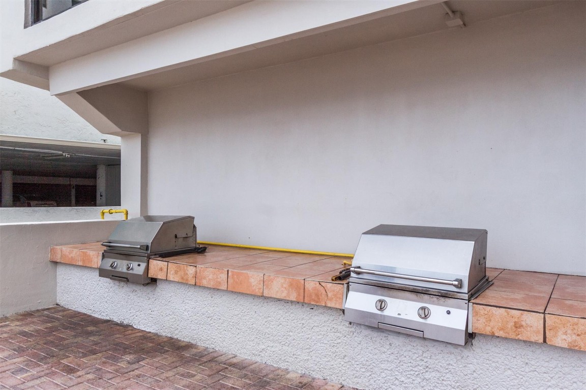 1000 S OCEAN BLVD 10L