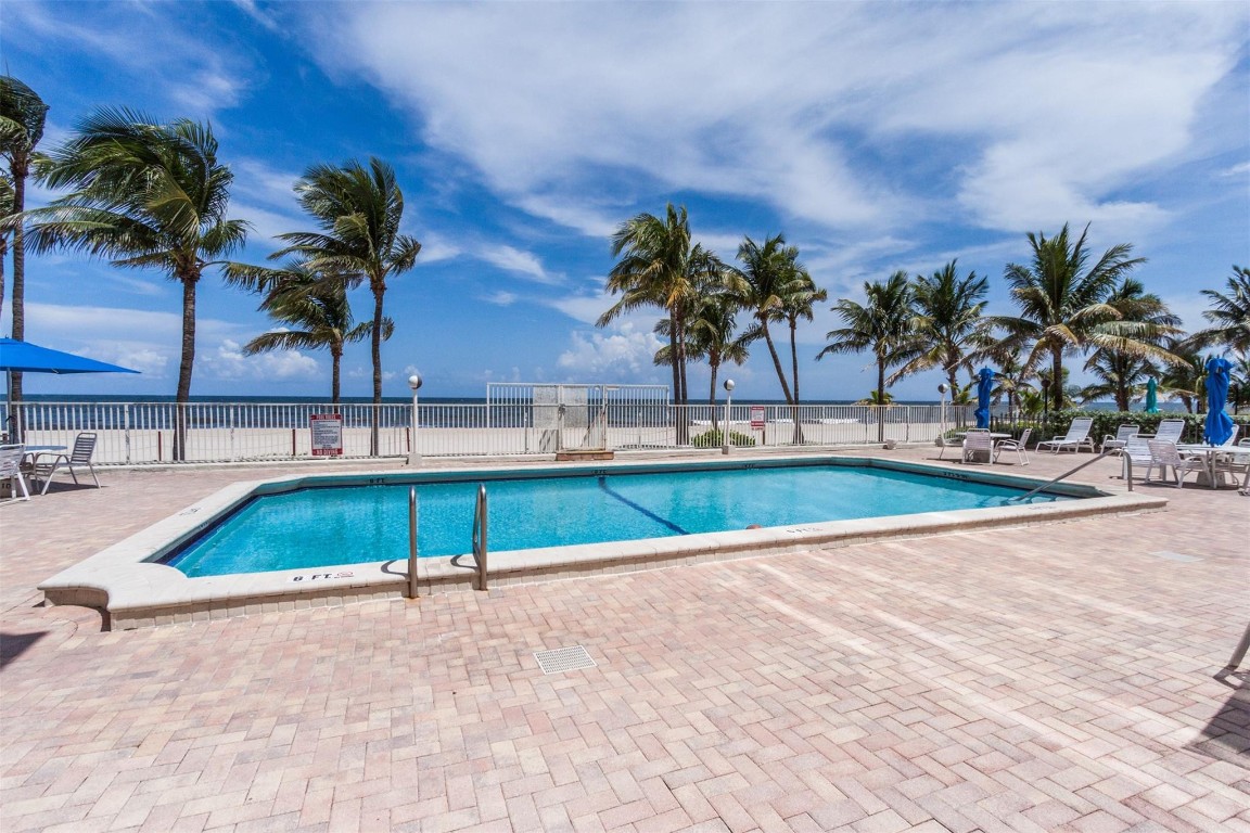 1000 S OCEAN BLVD 10L