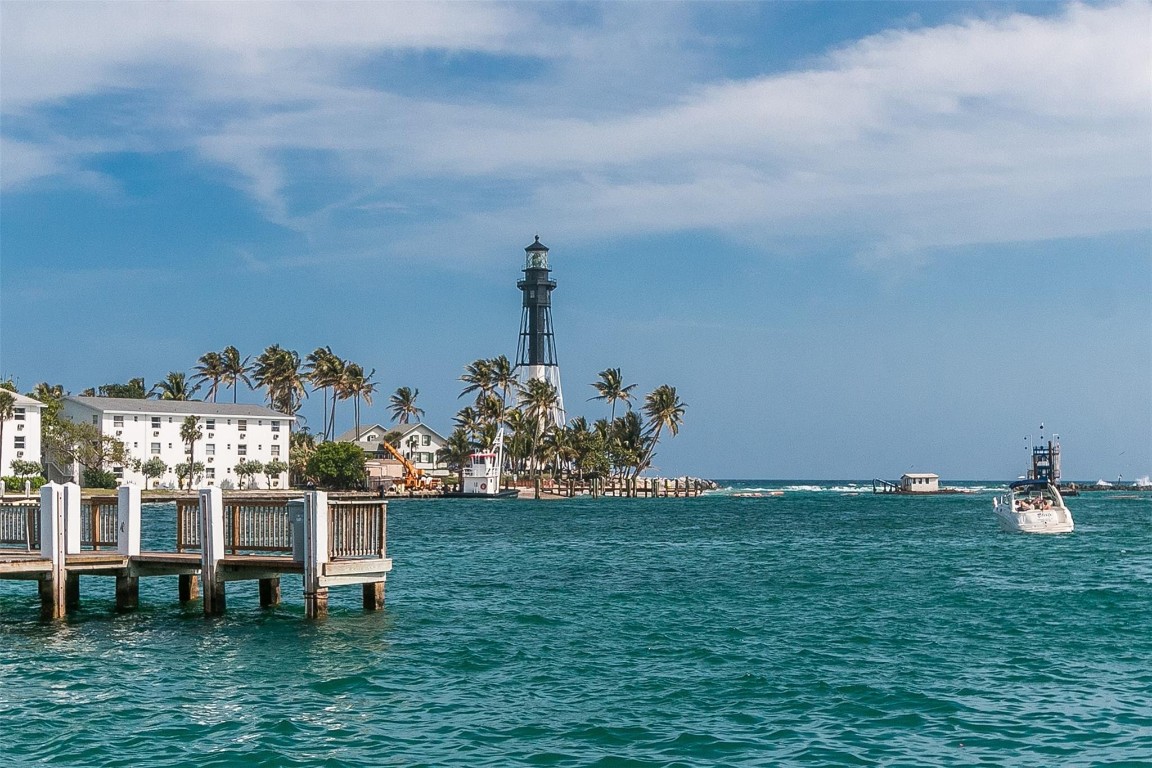 1000 S OCEAN BLVD 10L