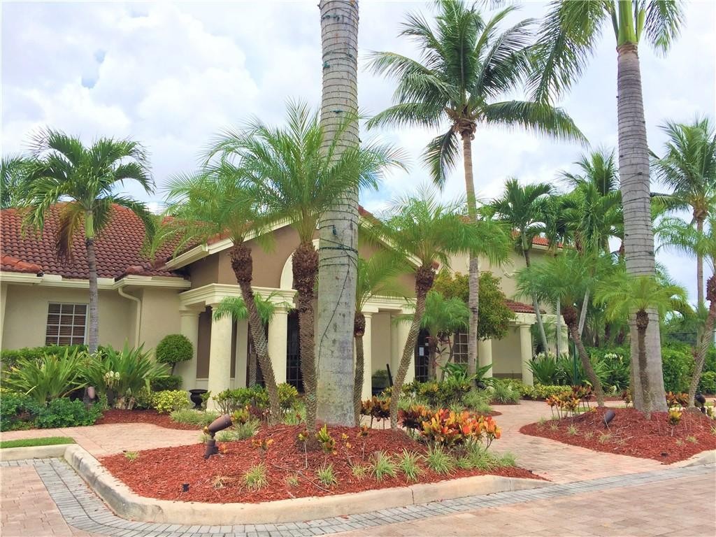 15035 Michelangelo Boulevard 306