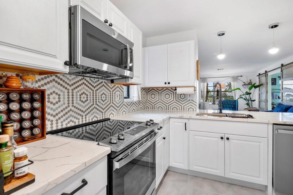 440 Canal Point S 1280