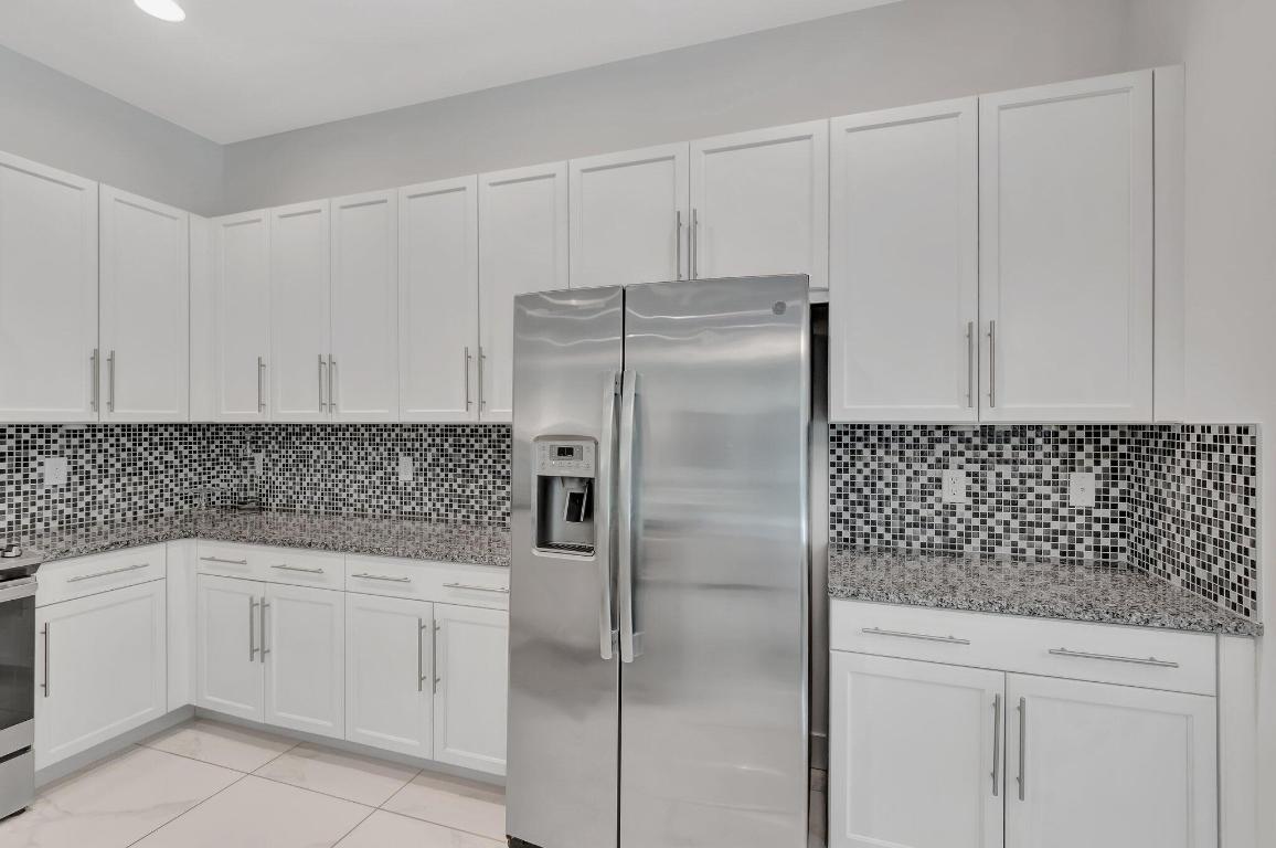 9580 Sterling Shores Street