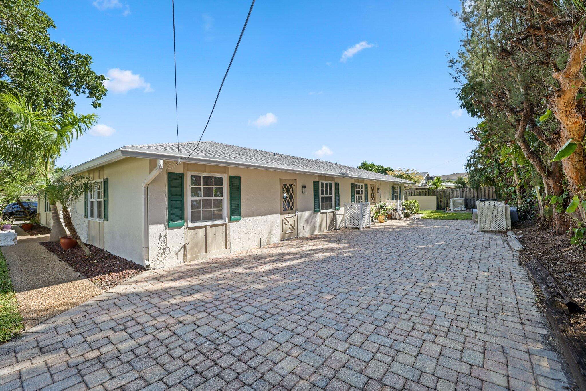 800 Tropic Boulevard