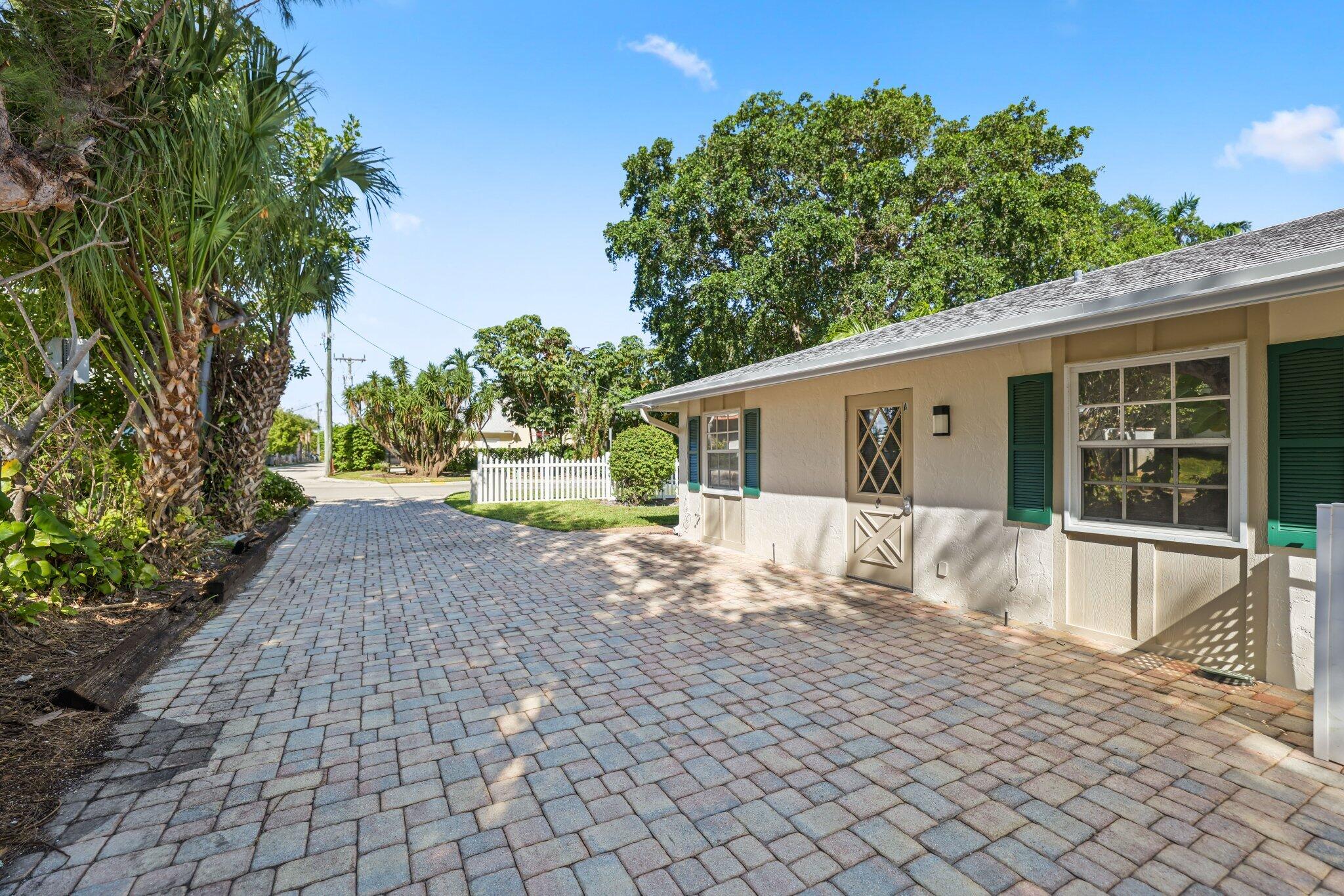 800 Tropic Boulevard