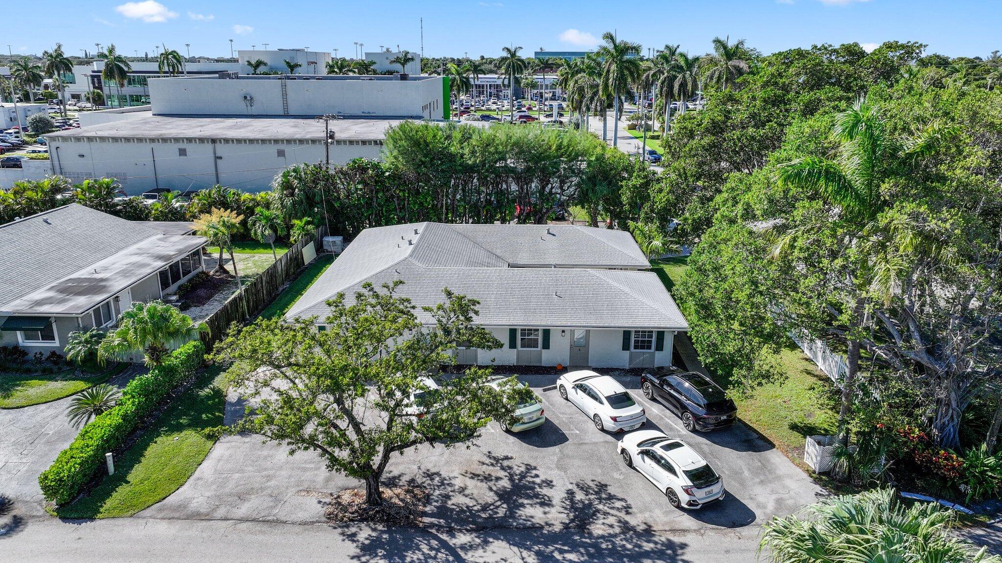 800 Tropic Boulevard