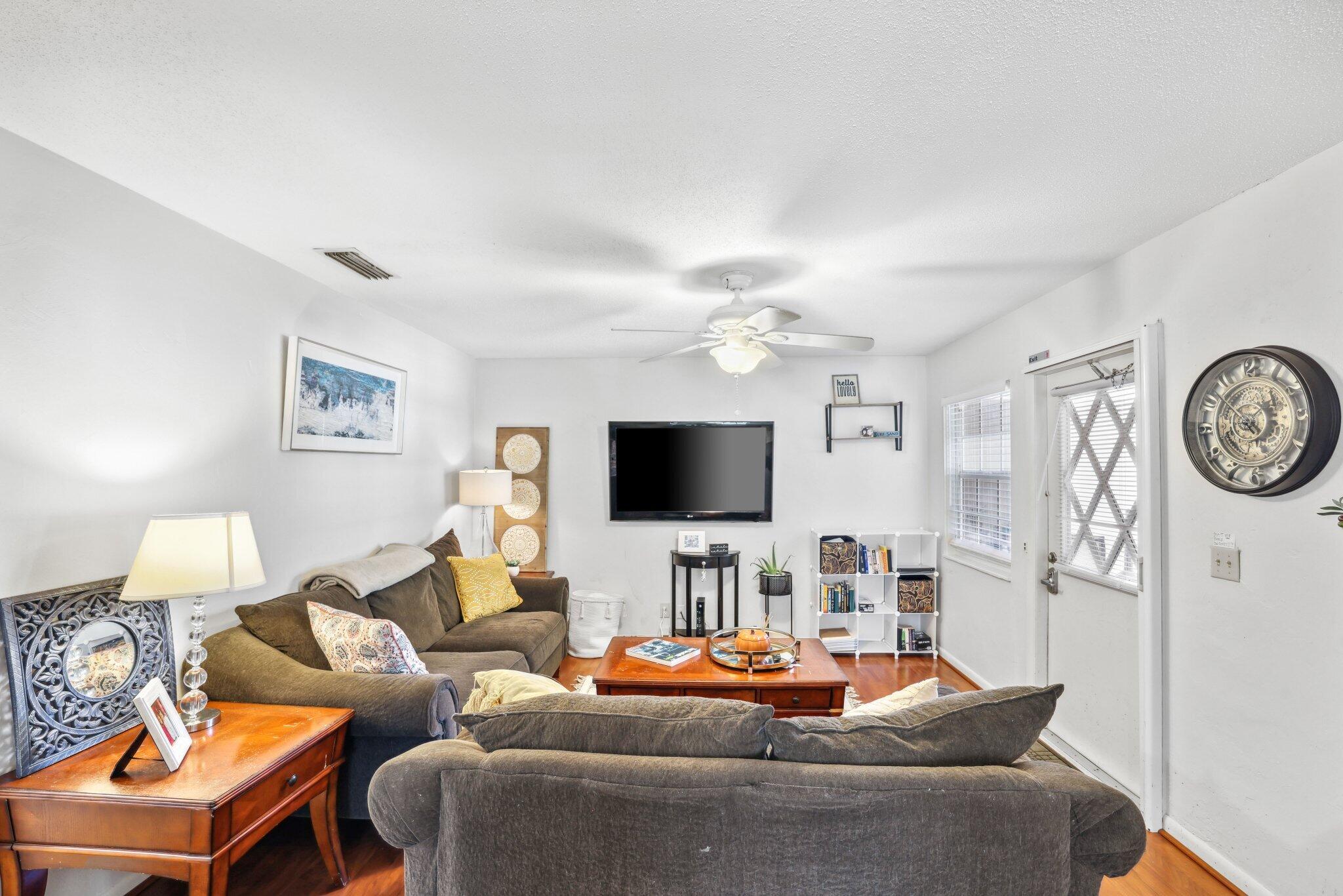 800 Tropic Boulevard