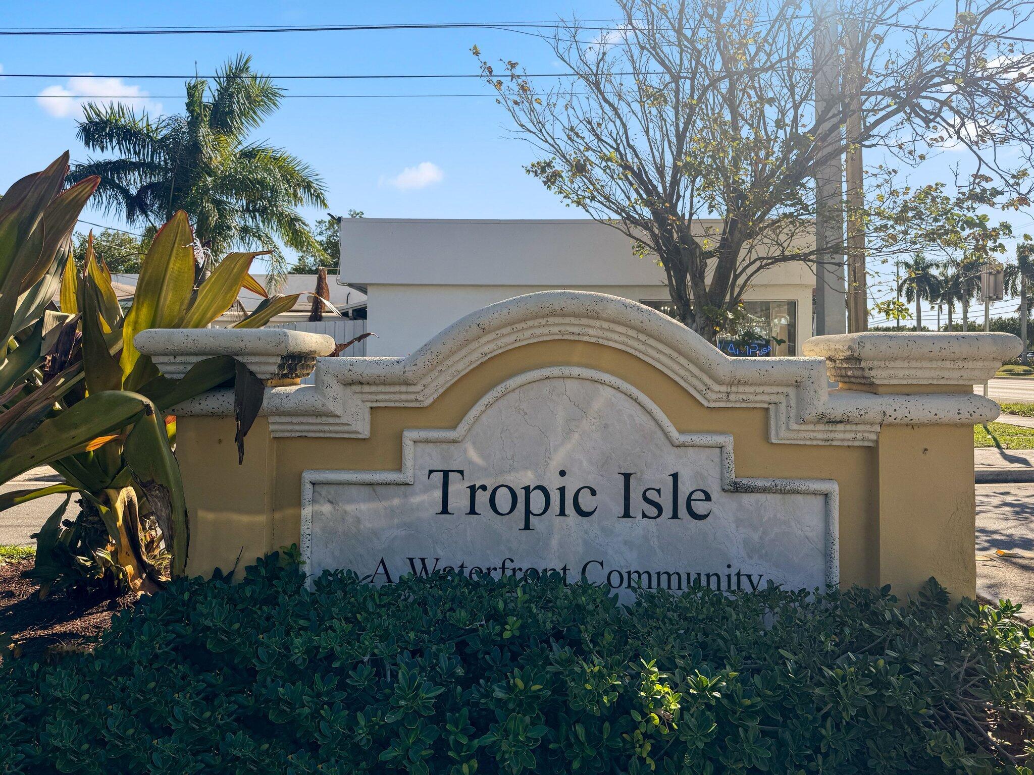 800 Tropic Boulevard
