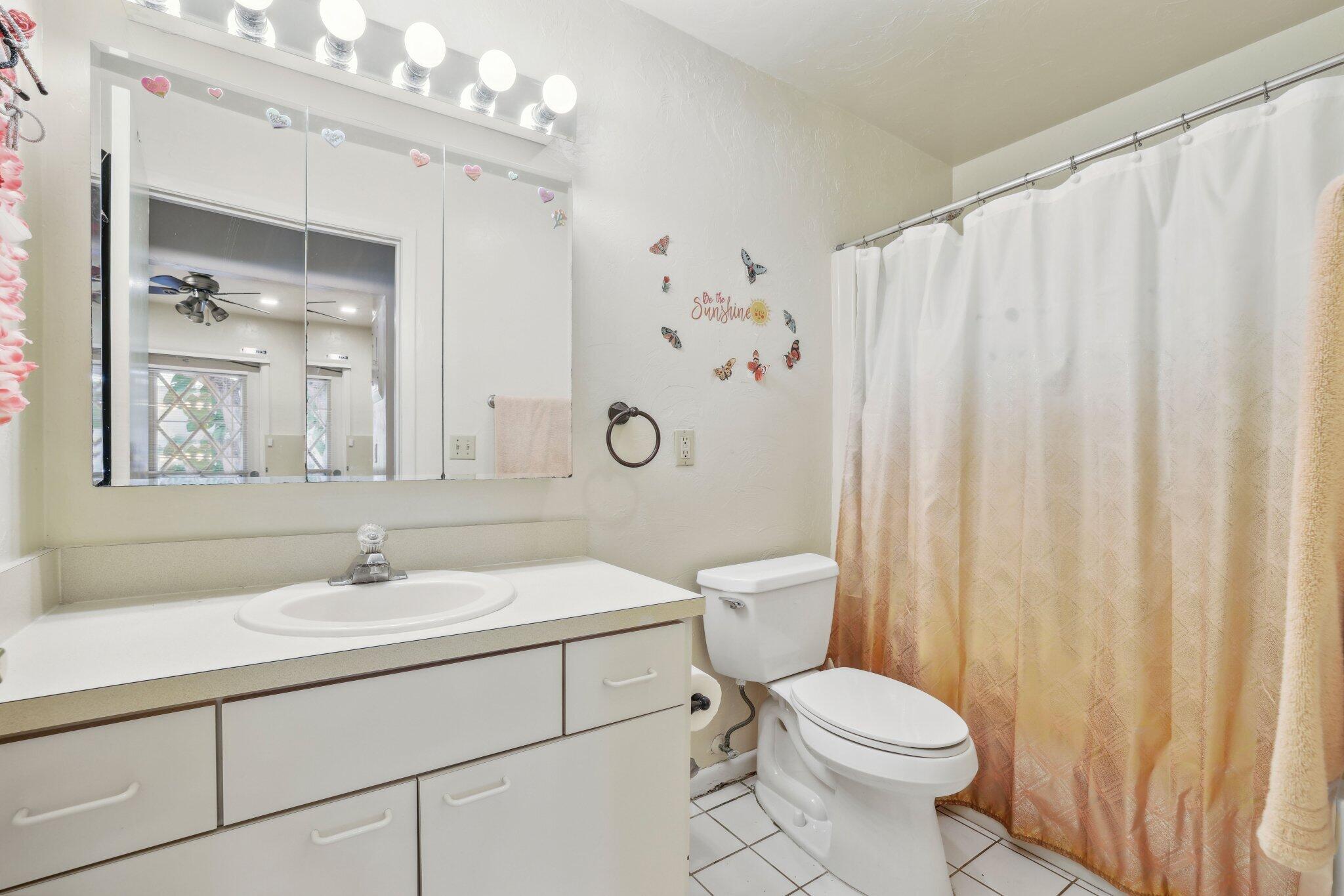 800 Tropic Boulevard