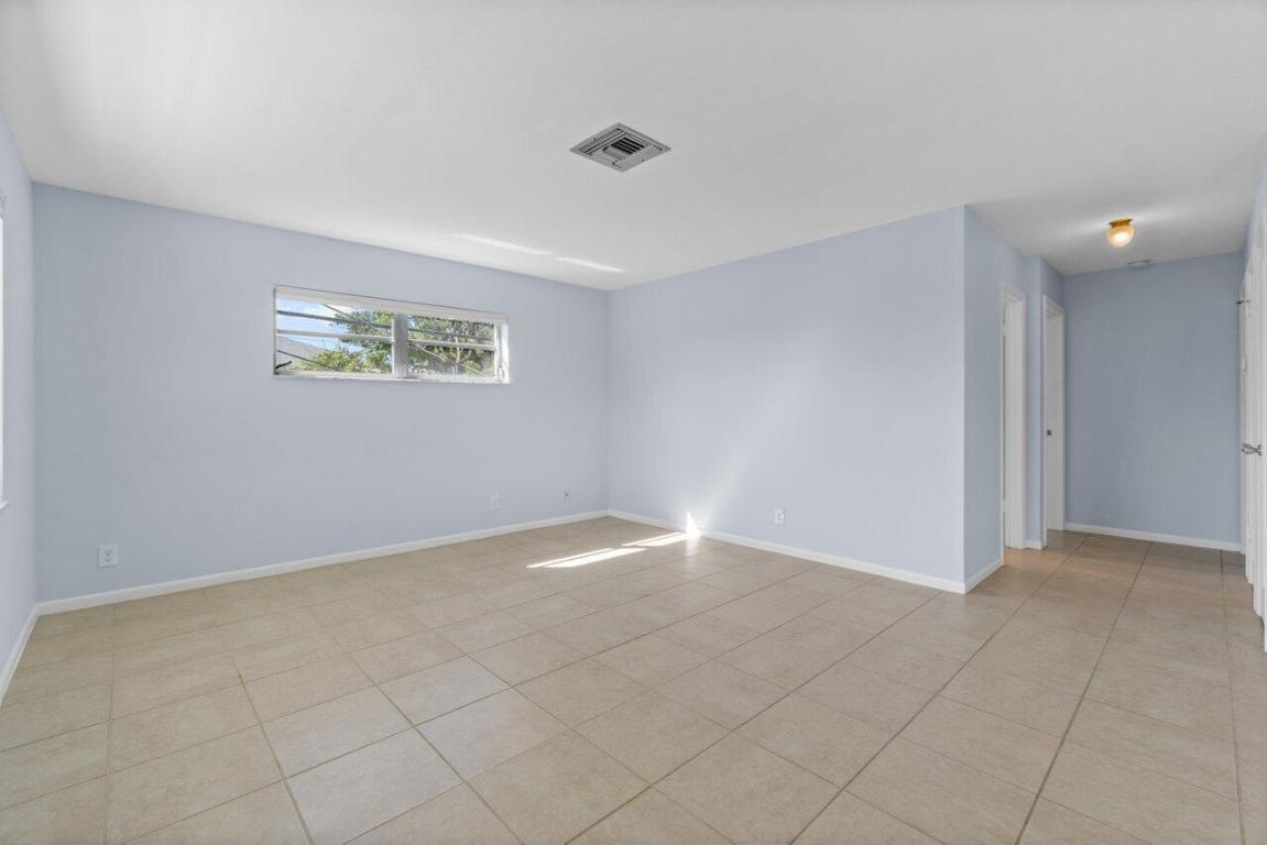 500 1st Avenue S 201