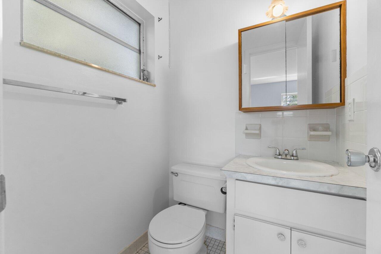 500 1st Avenue S 201