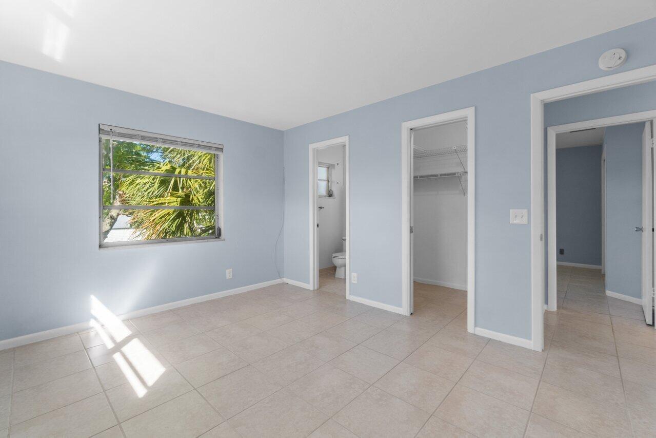 500 1st Avenue S 201