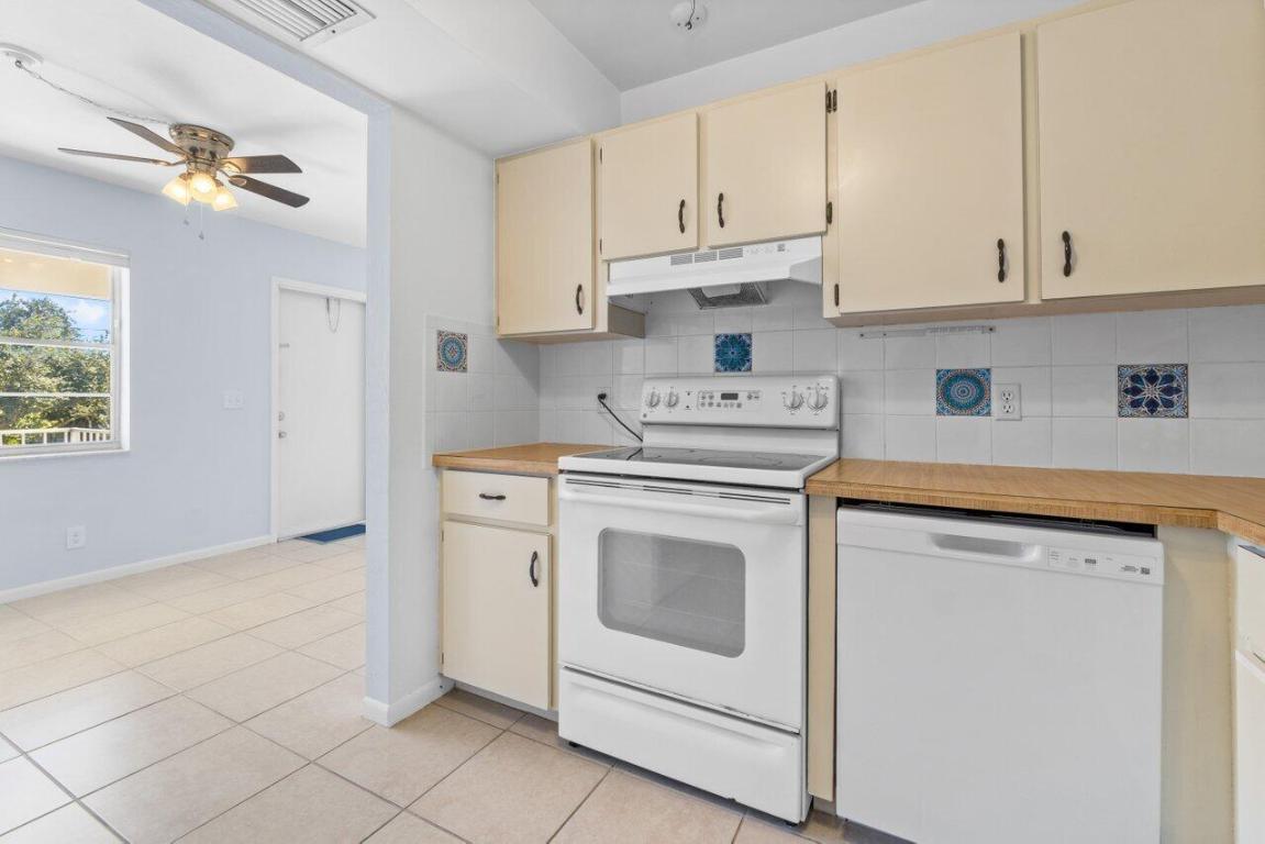 500 1st Avenue S 201