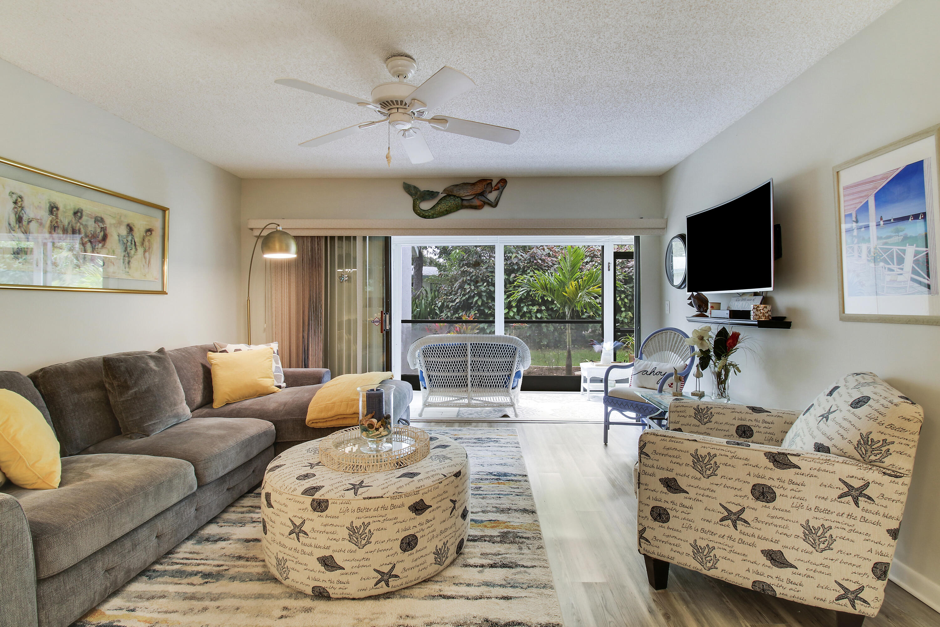 1405 S Federal Highway 155