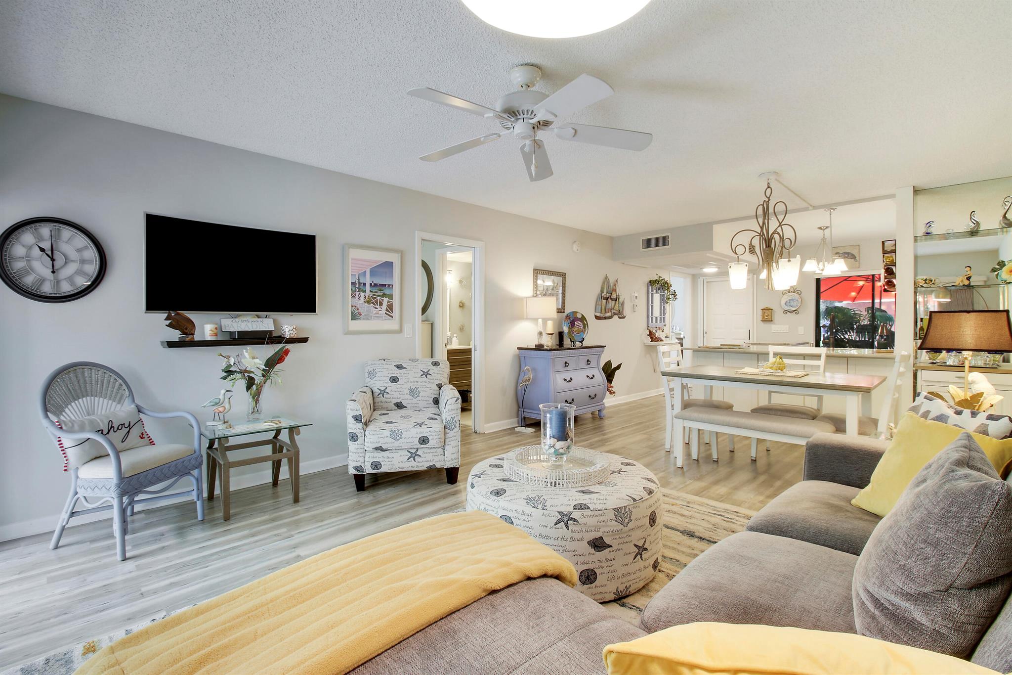 1405 S Federal Highway 155