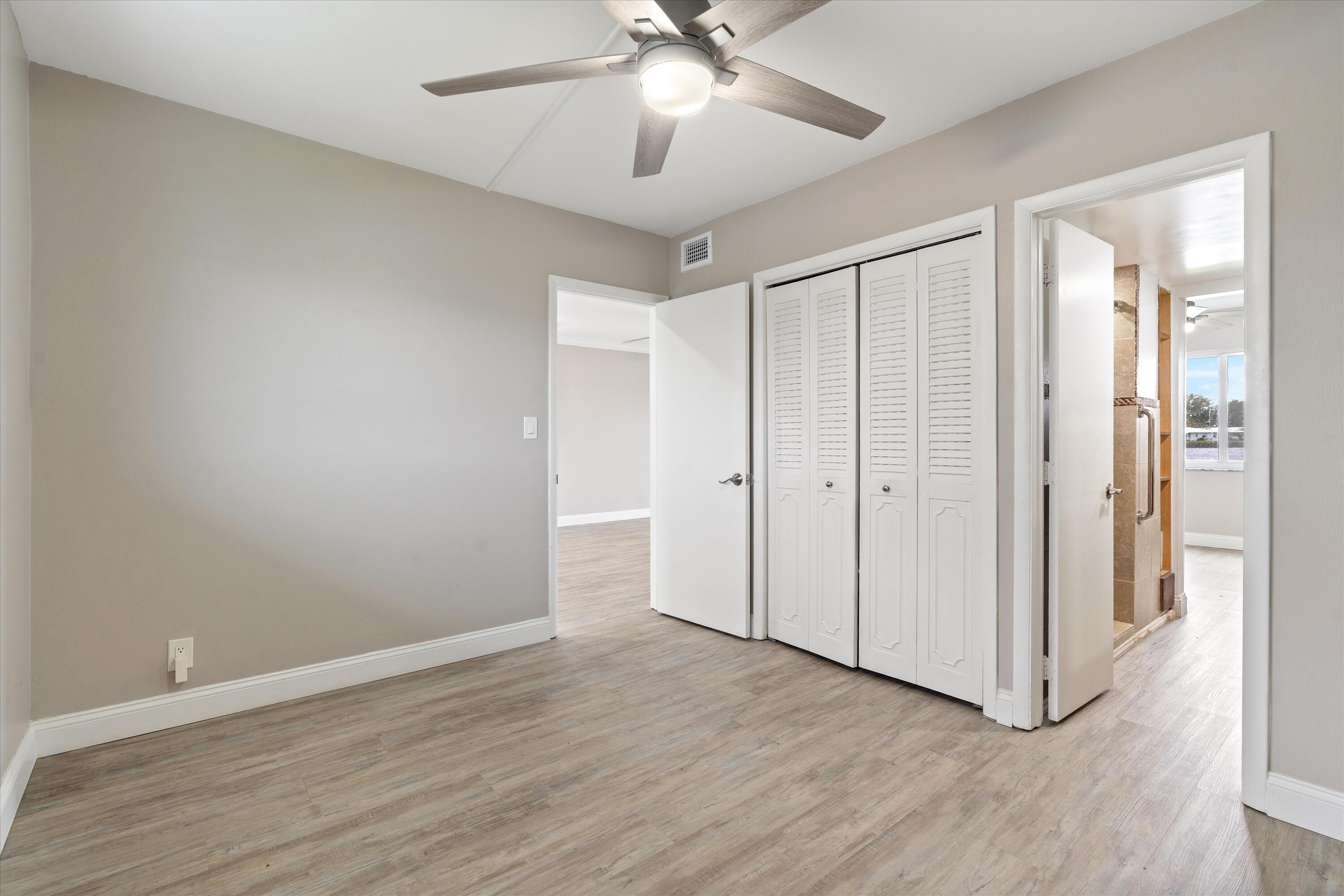 1116 Lake Terrace 111