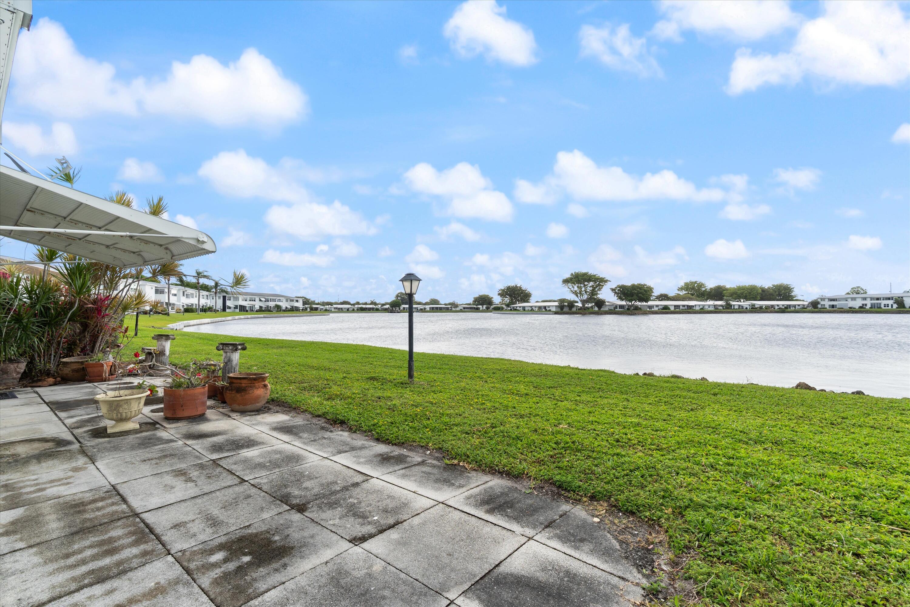 1116 Lake Terrace 111