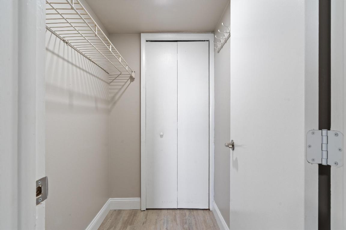 1116 Lake Terrace 111